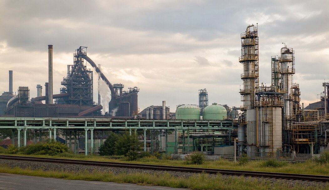 Industrial demand clusters: steel, fertilizer and refining